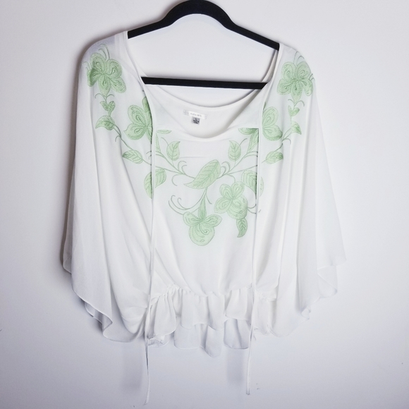 Sophie Max Tops - Sophie and Max poncho bat wing embroidery blouse